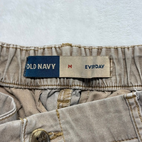 OLD NAVY Womens Size Medium Everyday Khaki Utility Shorts‎ Elastic Waist - Picture 2 of 6